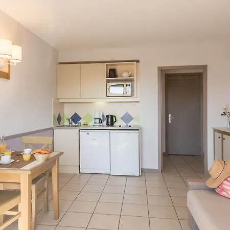 Pierre & La Rostagne شقة فندقية