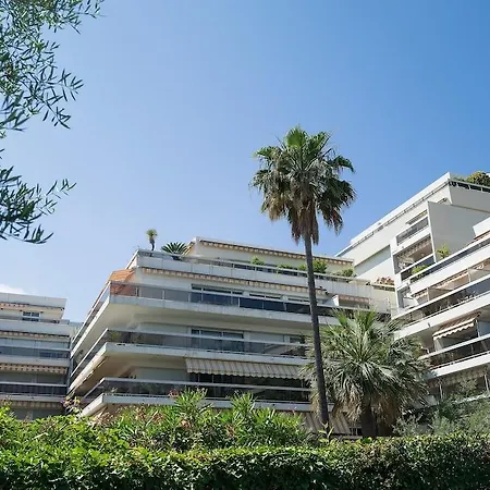 Résidence Pierre&vacances La Rostagne Aparthotel