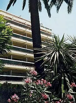 Résidence Pierre&vacances La Rostagne 3*