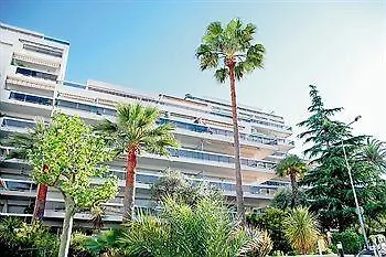 Résidence Pierre&vacances La Rostagne 3*