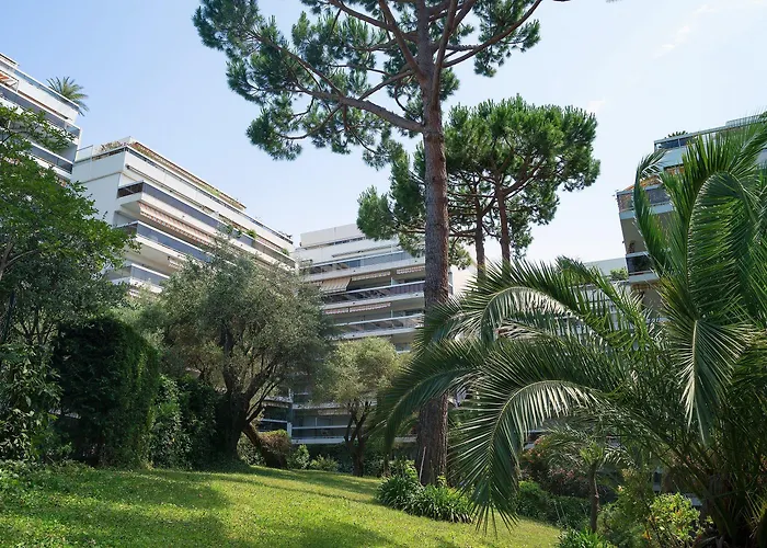 Résidence Pierre&vacances La Rostagne Apartahotel Juan-les-Pins