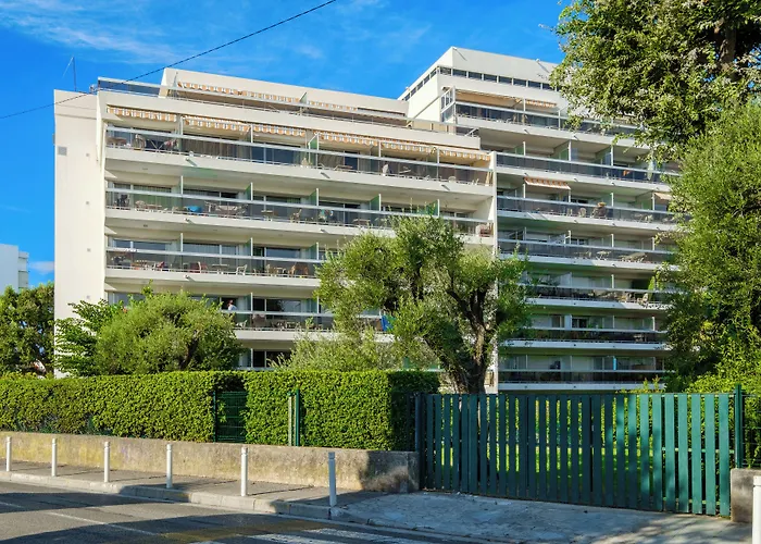 Résidence Pierre&vacances La Rostagne Apartahotel Juan-les-Pins