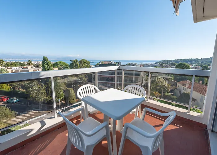 Résidence Pierre&vacances La Rostagne Apartahotel Juan-les-Pins